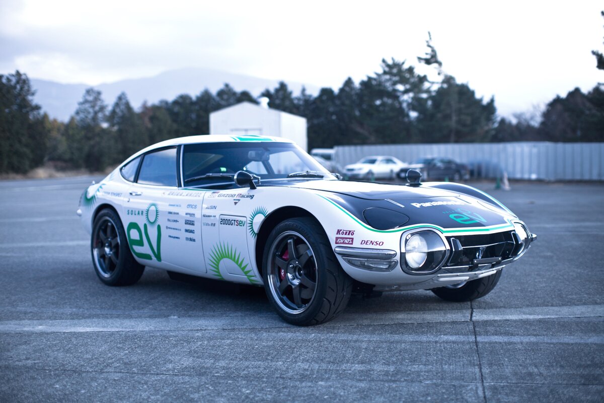 Crazy Car Project converts iconic 2000GT into solar-electric sportster